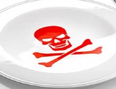 Αυτά είναι τα 3 πιο επικίνδυνα τρόφιμα στον κόσμο